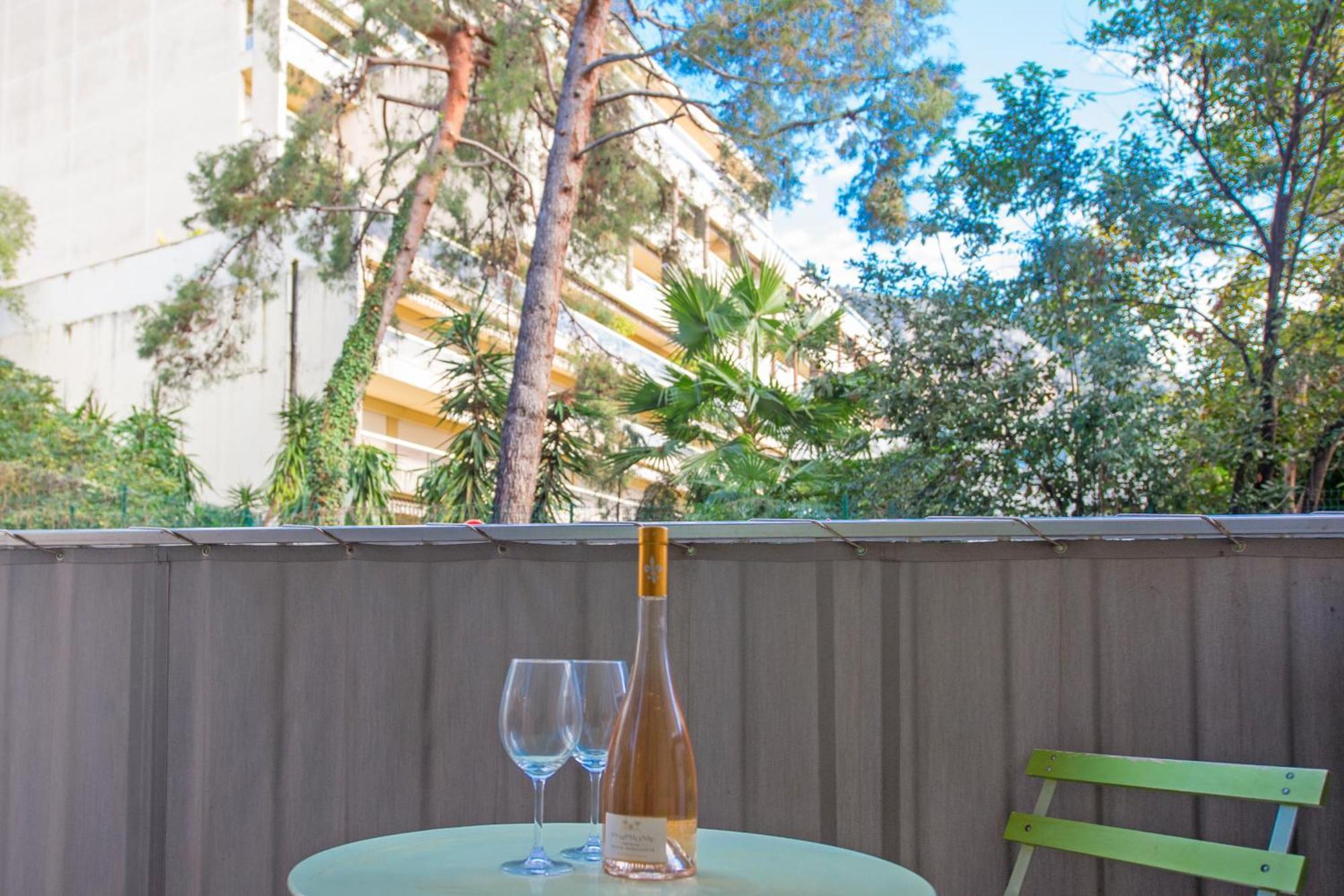 Cosy Studio - Residence Front De Mer - Menton Exterior foto