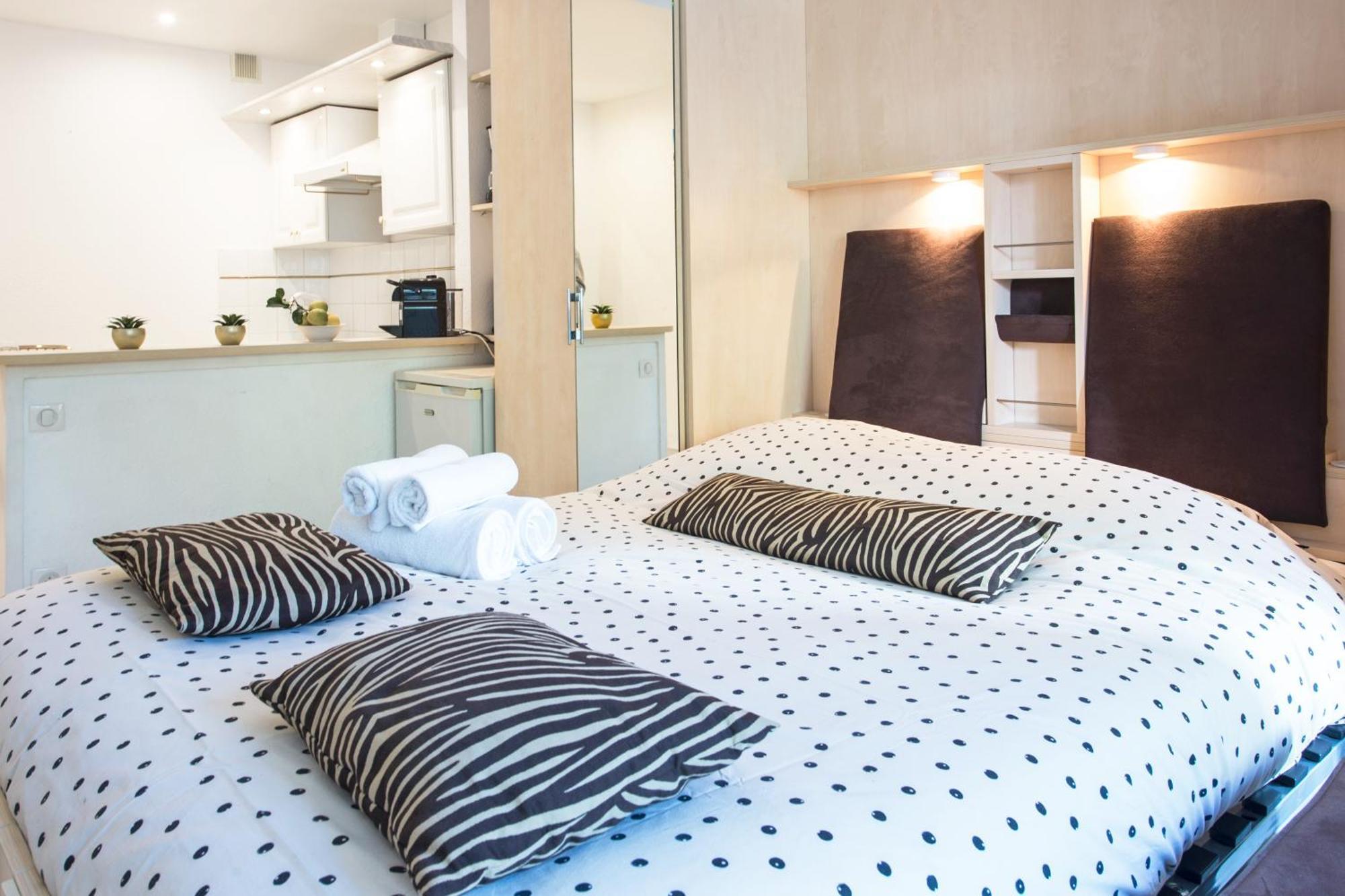 Cosy Studio - Residence Front De Mer - Menton Exterior foto